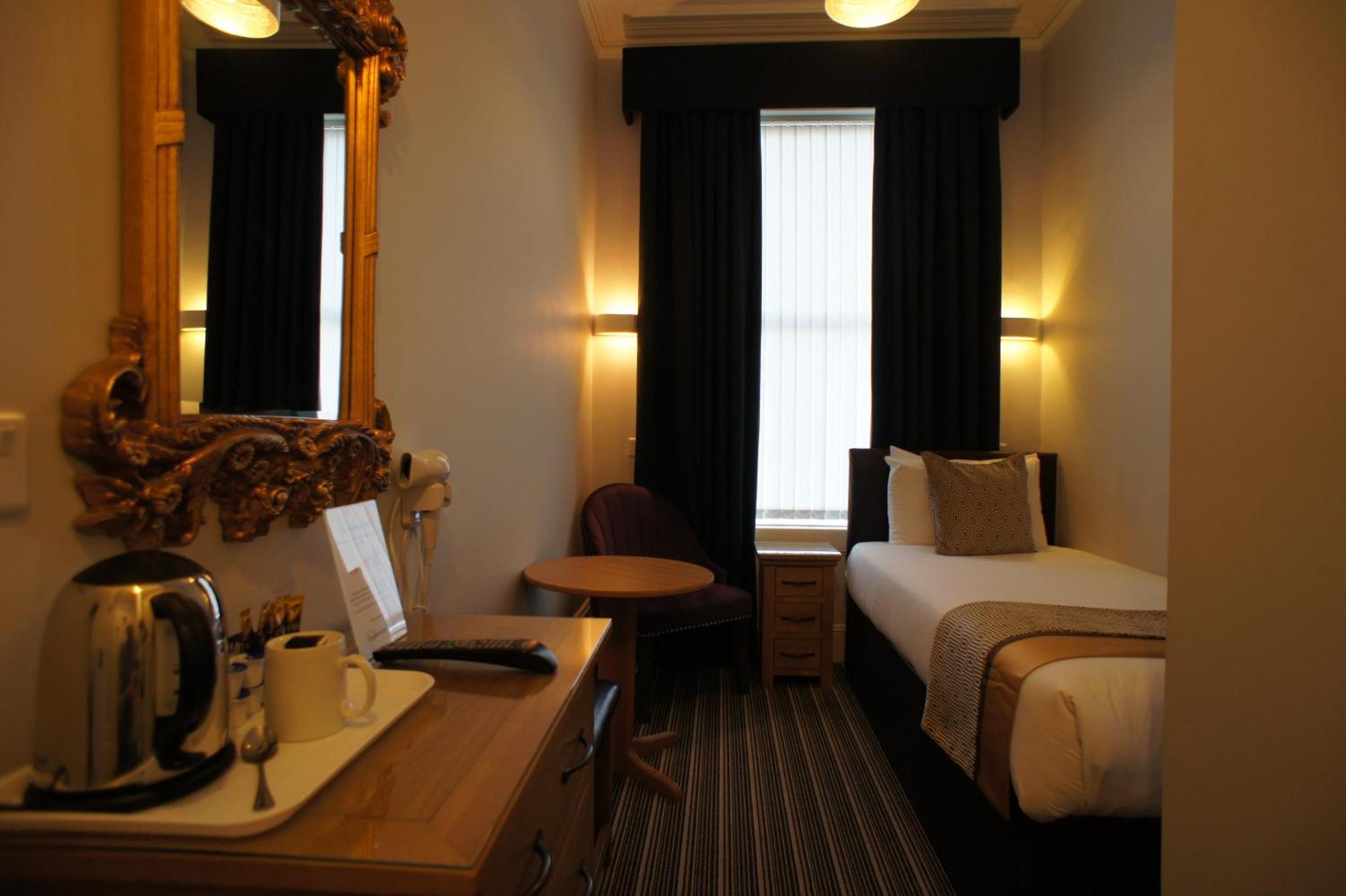 Applewood Hotel Bournemouth Oda fotoğraf